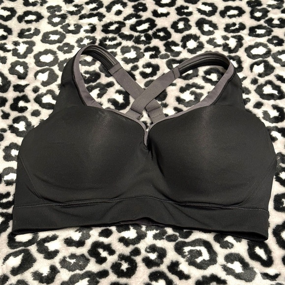 adidas Other - Adidas 34D Black & Gray Cross-back Adjustable Straps Sports Bra